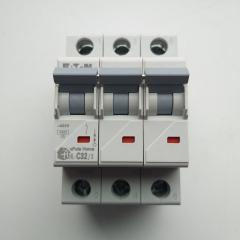 Фото Автоматичний вимикач 3P 32A Eaton HL-C32/3 4.5kA  - Магазин MASMART