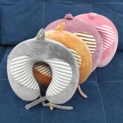 Фото Подушка під шию Рогалик (колір в асортименті)  - Магазин MASMART