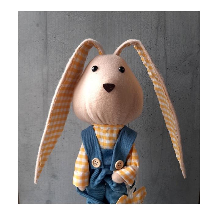 Фото Текстильний кролик - хлопчик у комбінезоні з серденьком D-3055  - Магазин MASMART