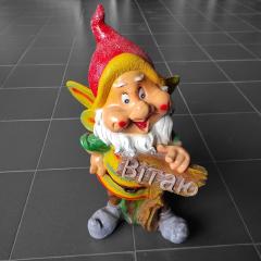 Фото Фигура садовая Мультяшка М "Вітаю" (855) 54 см  - Магазин MASMART