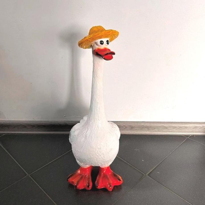 Фото Фігура садова Гусь мультяшний (262)  - Магазин MASMART