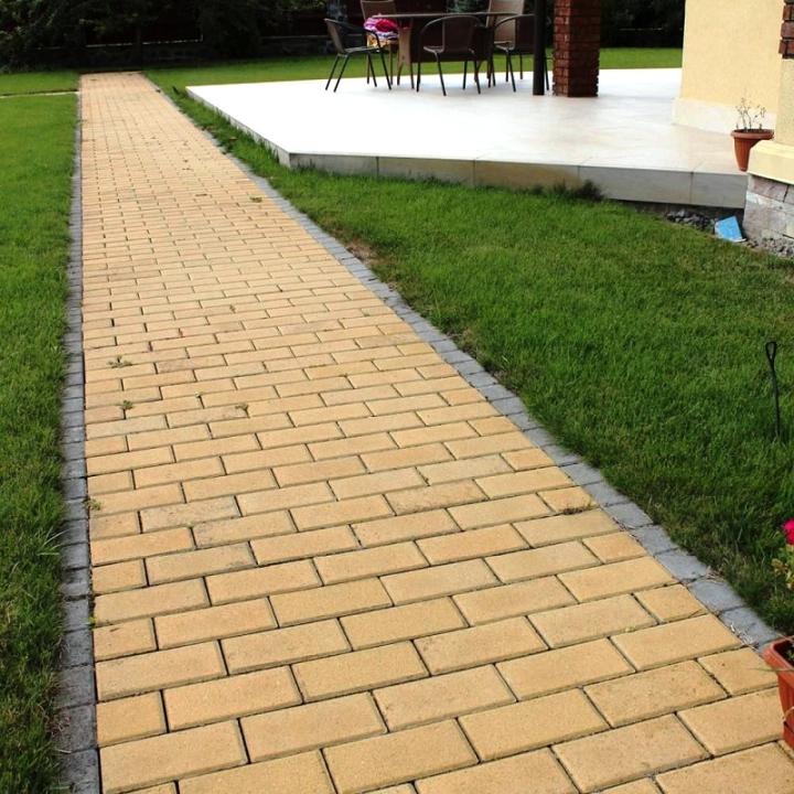 Фото Плитка тротуарна ЗМ Цегла 20х10 8см (сірий)  - Магазин MASMART