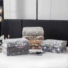 Фото Плед Цукерка NEW 150х200см мікрофібра колір в асортименті  - Магазин MASMART