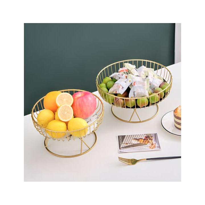 Фото Фруктовниця на ніжці металева Miss Decor gold D-6690 чорна/золото 23 см  - Магазин MASMART