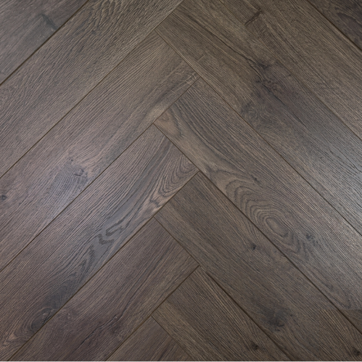Фото Ламинат Urban Floor Herringbone 7803 BACCARA 4V 8 мм 33 класс 600х127 мм - Магазин MASMART